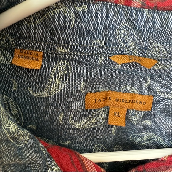 JACHS Girlfriend Blue and‎ Red Paisley Shirt - Picture 3 of 4